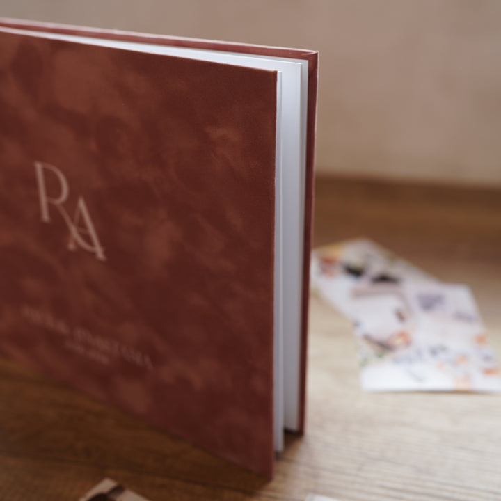 Guestbook SLIM  Personalizat din Catifea pentru Nunta